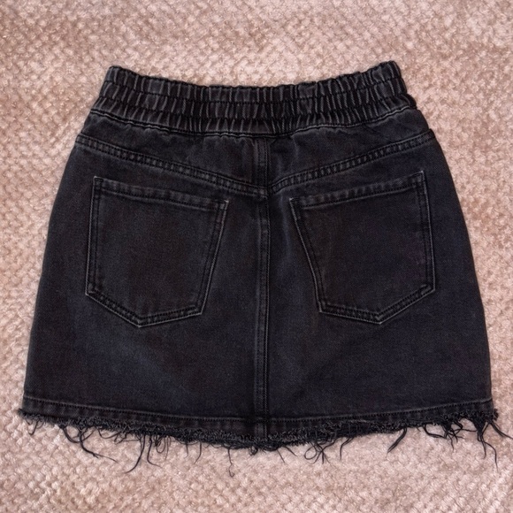 Forever 21 Women’s Distressed Black Jean Mini Skirt | M - Picture 2 of 5